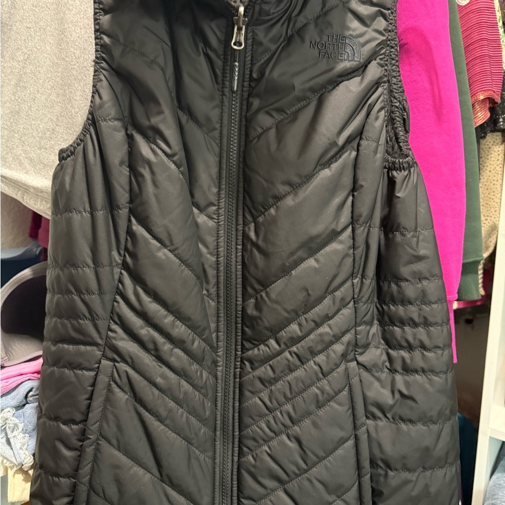 The North Face Women's Black Puffer Vest